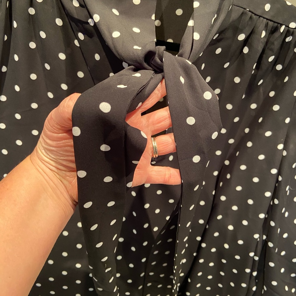 NEW NWT - Kiss Bow Blouse Black White Polka Dots 3/4 sleeves
